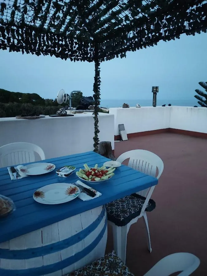 Bed And Breakfast Villa Angelina Липари 2*,  Италия